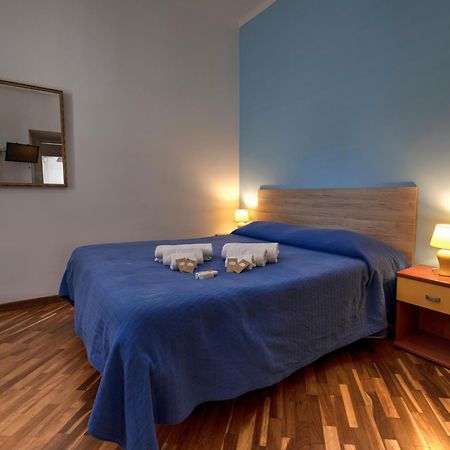 Ai Bastioni Del Massimo Acomodação com café da manhã Palermo Quarto foto