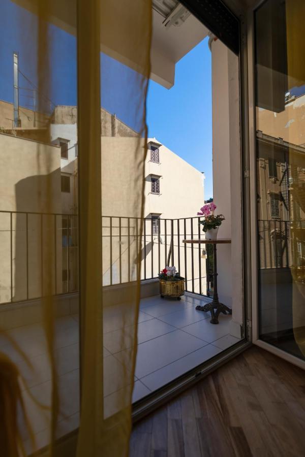 Ai Bastioni Del Massimo Acomodação com café da manhã Palermo Exterior foto