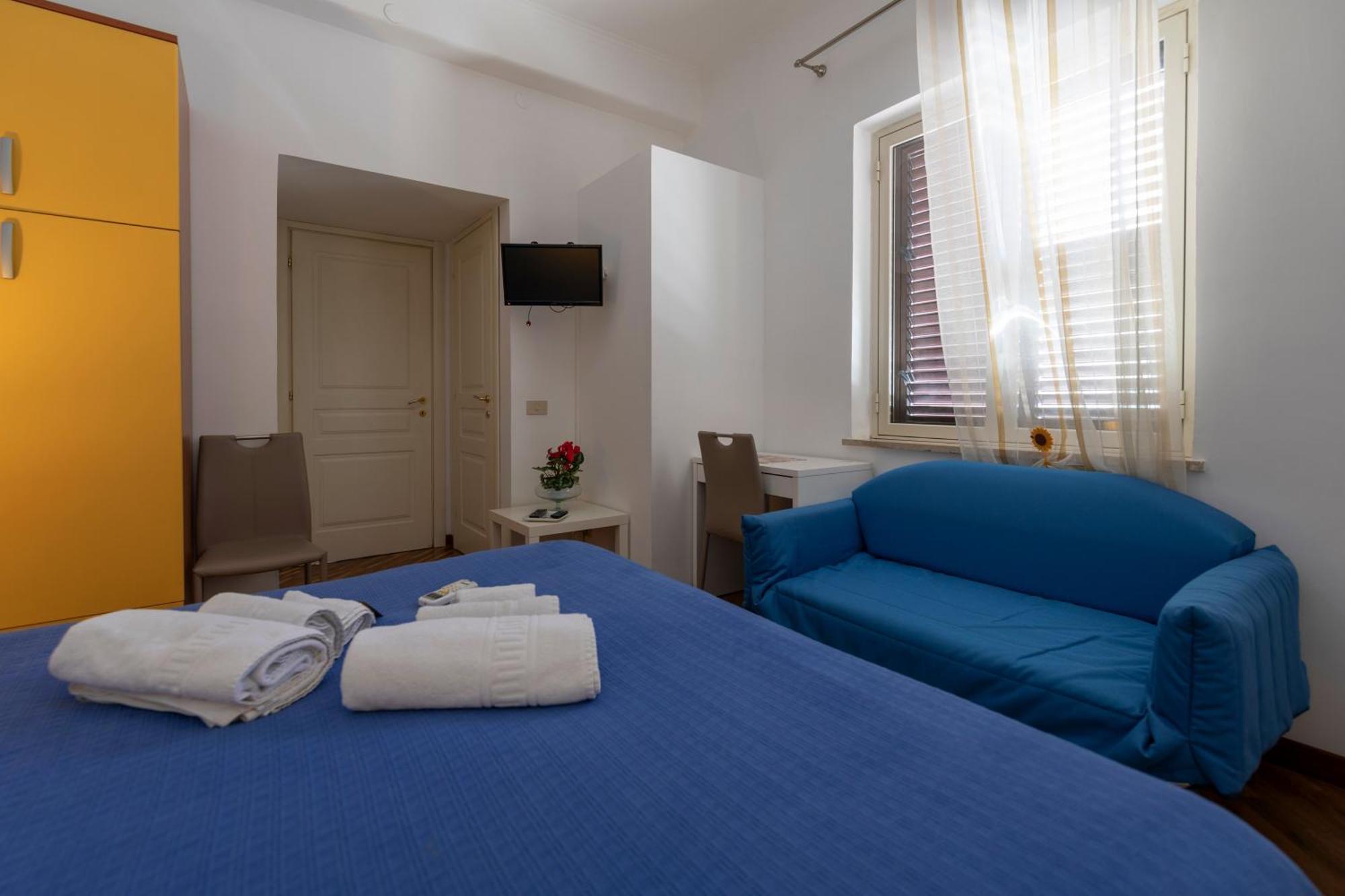 Ai Bastioni Del Massimo Acomodação com café da manhã Palermo Quarto foto